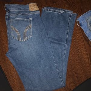 SIZE 15 HOLLISTER JEANS. Medium wash bootcuts